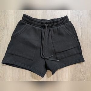 PINK Victoria's Secret Women's Black Fleece Shorts - XS - Preloved